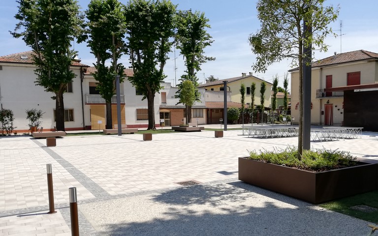 Piazza a Scortichino, Bondeno